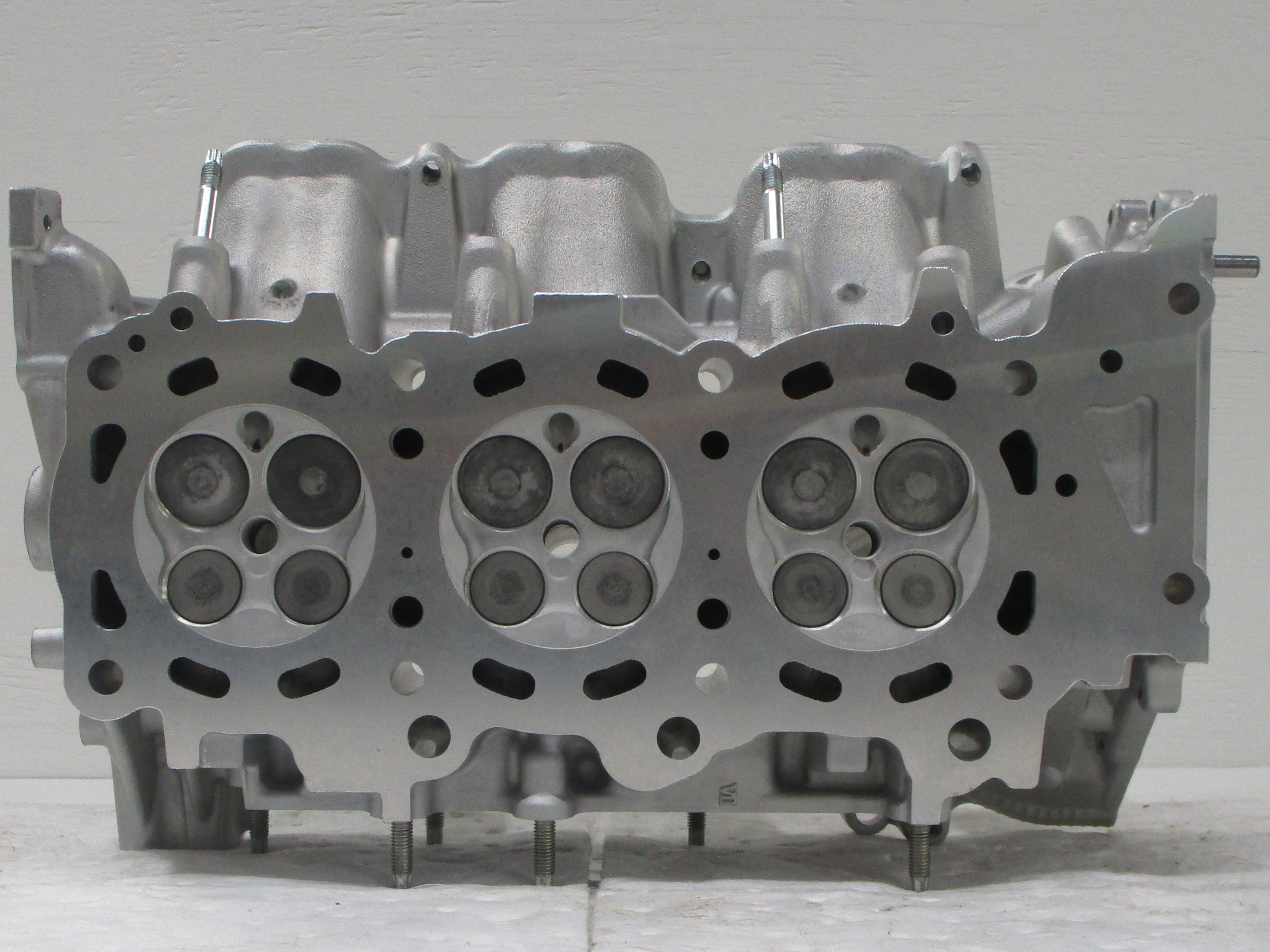 2006-2015 Lexus IS250 2.5L/V6 - Reconditioned Cylinder Head W/Valves &amp; Springs Casting - # [4GR-LH] ($100 Core Charge)