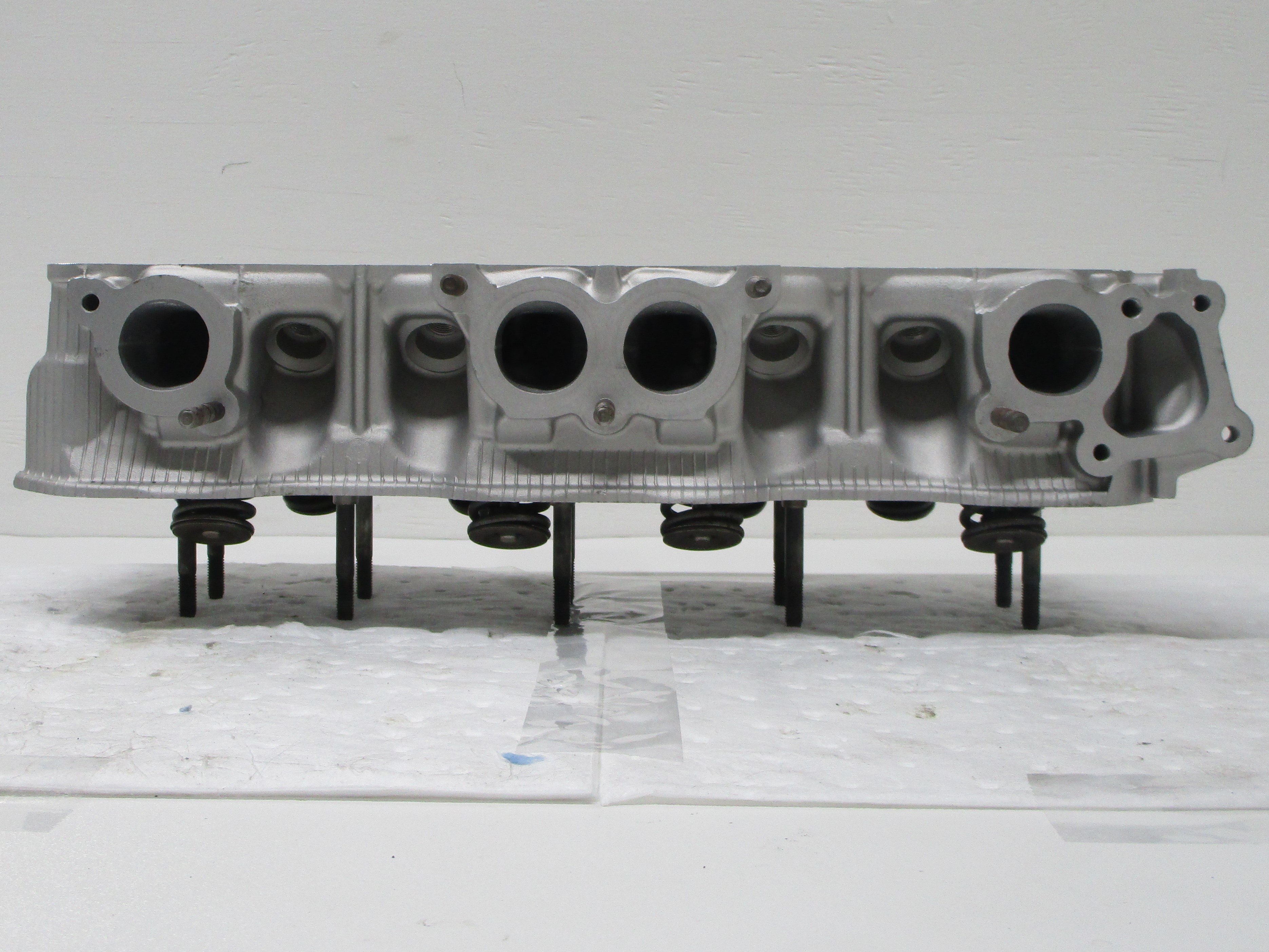 1995-1997 Isuzu Rodeo 2.6L (4ZE1) Reconditioned Cylinder Head W/V&amp;S - No Air Ports - 60cc Chamber ($100 Core Charge)